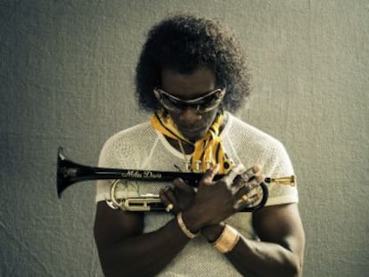 Don Cheadle, en un fotograma de 'Miles Ahead'.