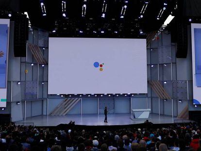 El CEO de Google, Sundar Pichai, habla durante la conferencia anual de desarrolladores de la compañía