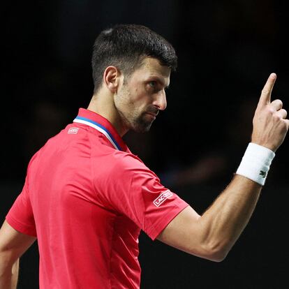 Tennis - Davis Cup Finals - Semi Final - Serbia v Italy - Palacio de deportes Martin Carpena, Malaga, Spain - November 25, 2023 Serbia's Novak Djokovic reacts during his match against Italy's Jannik Sinner REUTERS/Violeta Santos Moura