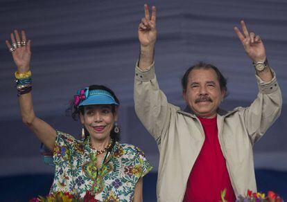 Daniel Ortega y su esposa, Rosario Murillo, el pasado día 3 en Managua.