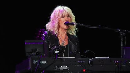 Christine McVie, de Fleetwood Mac, actuando en Nueva York el 30 de julio de 2017.