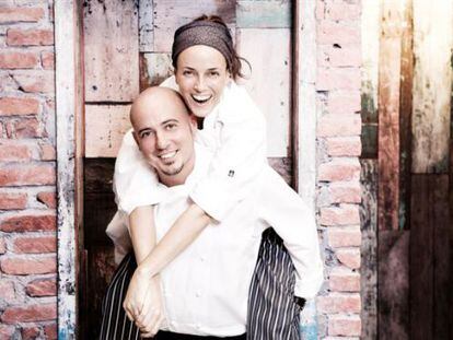 Helena Rizzo y Daniel Redondo, jefes de cocina del restaurante brasile&ntilde;o Man&iacute;.