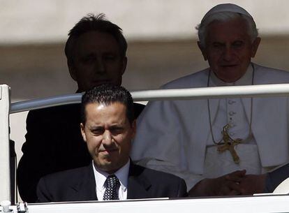 El mayordormo del Papa Benedicto XVI, Paolo Gabriele, durante un acto. 