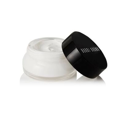 Bálsamo reparador e hidratante de Bobbi Brown, 76 euros. Con SPF25 este es un producto de uso diario dayudando a combatir los singnos del envejecimiento causados por el sol. Aporta suavidad y firmeza a todo tipo de pieles.