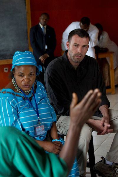 El actor Ben Affleck ha viajado al Congo, donde se reunió con ex niños soldado y con mujeres que fueron esclavas sexuales. Allí presentó la Iniciativa Congo Oriental para lograr la 