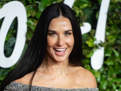 La actriz Demi Moore en la gala de los Fashion Awards celebrada en noviembre de 2021 en el Royal Albert Hall de Londres.