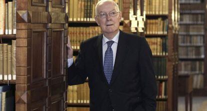 Víctor García de la Concha en la RAE esta mañana.