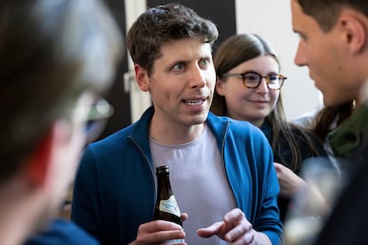 Sam Altman, presidente ejecutivo de OpenAI y creador de ChatGPT, tras su charla en la Universidad Técnica de Múnich (TUM), en Alemania, el pasado jueves.