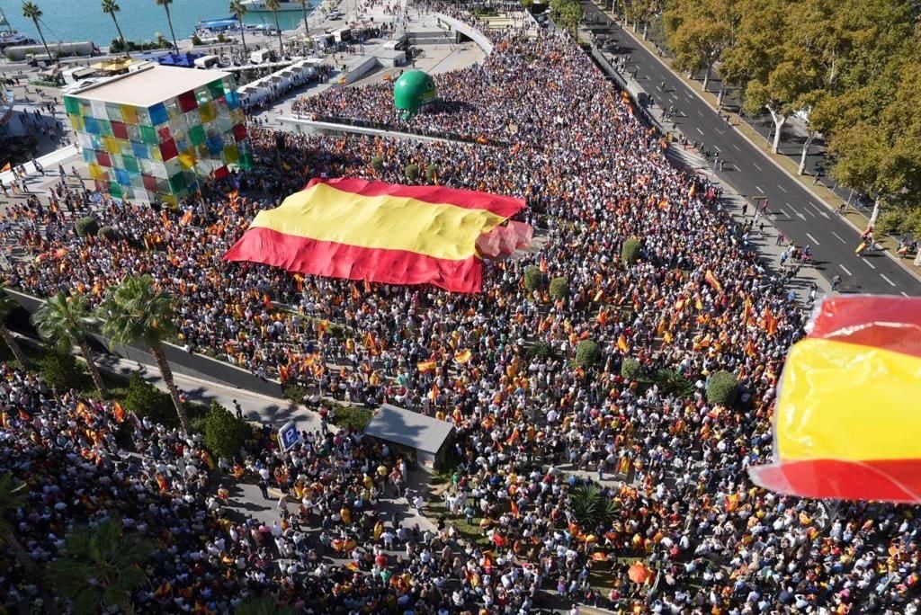 Movilización del PP en Málaga, donde la organización estima que se han reunido en torno a 52.000 personas.
PP MÁLAGA
12/11/2023