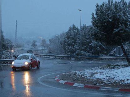 Nieve en las carreteras de Catalu&ntilde;a.