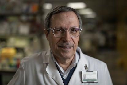El neurólogo Josep Dalmau, en el Hospital Clínic de Barcelona.