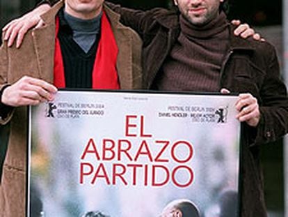 Daniel Burman, a la izquierda, y Daniel Hendler, el pasado miércoles en Madrid.