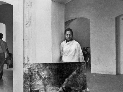 La artista india Nasreen Mohamedi, retratada en su pa&iacute;s. 