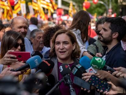 La alcaldesa de Barcelona, Ada Colau, durante la marcha por el Día de los Trabajadores del pasado lunes.