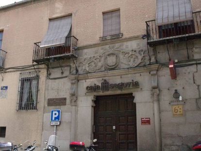 Edificio histórico de Caja Segovia.