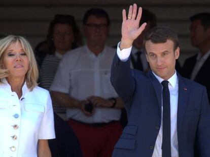 El presidente franc&eacute;s, Emmanuel Macron y su mujer Brigitte.