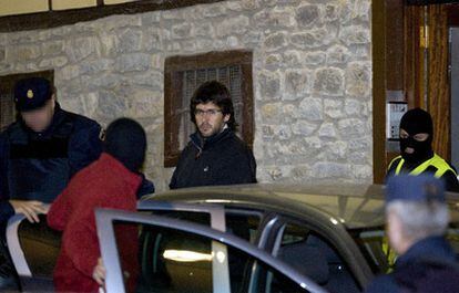Uno de los detenidos en la operación contra la red internacional de ETA que se ha desarrollado en el País Vasco y Navarra