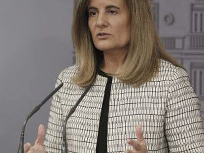 La ministra de Empleo, Fátima Báñez, en una rueda de prensa el pasado julio en La Moncloa