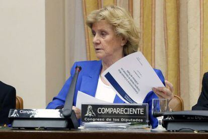 La Defensora del Pueblo, Soledad Becerril, durante la presentaci&oacute;n del informe sobre la tortura en el Congreso.