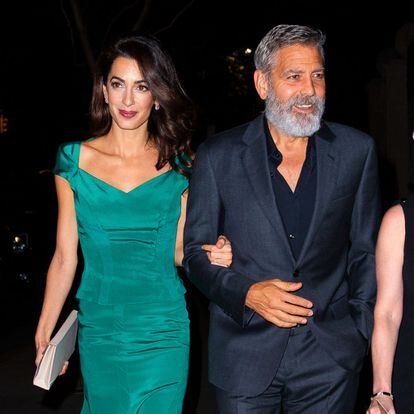 George Clooney y Amal Clooney.

El actor se casó con la abogada libanesa-británica Amal Alamuddin en 2014 y tienen dos hijos, los gemelos Alexander y Ella. “No hay duda de que tener a Amal en mi vida cambió todo para mí. Por primera vez, me importaba más ella y todo lo que hacía que cualquier cosa sobre mí”, confesó el actor en el programa Sunday Morning de la CBS en noviembre de 2020.