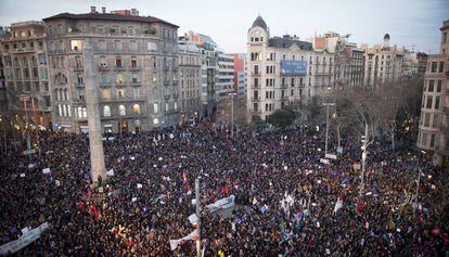 Manifestación durante la huelga general del 8 de marzo de 2018.