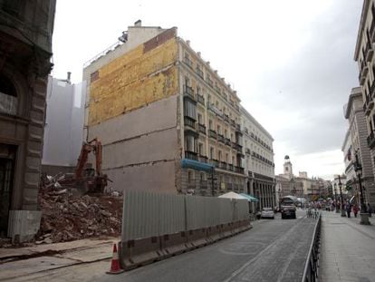 El edificio derruido en el n&uacute;mero 6 de la calle de Alcal&aacute;. 