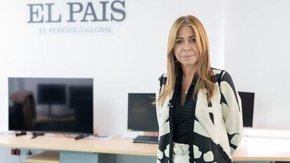 La periodista Diana Calderón en la redacción de EL PAÍS, en Bogotá, el 22 de julio de 2022.