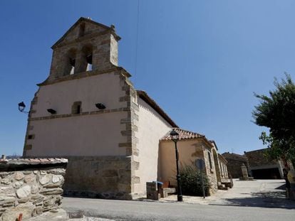 La iglesia de Madarcos.