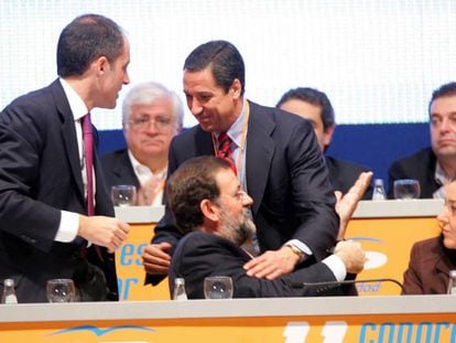 Camps, Rajoy i Zaplana, al Congrés del PP valencià el 2004.