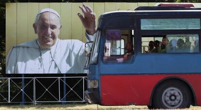 Una imagen del papa Francisco, en La Habana.