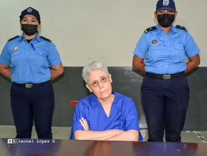 La guerrillera y presa política nicaragüense Dora María Téllez durante una audiencia en Managua.