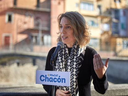La candidata del PDeCAT en las elecciones catalanas, Àngels Chacón, en un acto en Girona.
