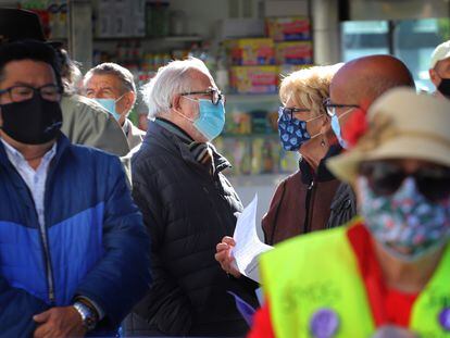 Manifestación de jubilados por la sanidad y las pensiones, en Tarrasa.
