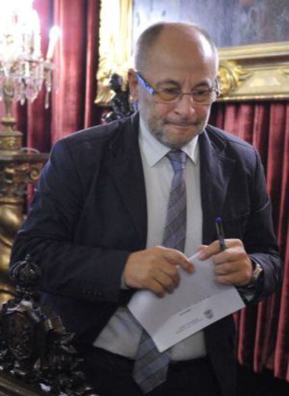 Rodríguez, ayer al finalizar un pleno en el Ayuntamiento de Ourense.
