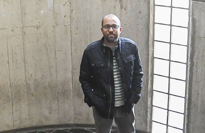 El sociólogo Aníbal Mesa, en la Universidad de la Laguna.