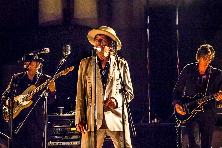 Bob Dylan actuando en Barcelona en 2015. Foto, Ignacio Itarte