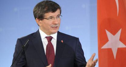 El ministro turco de Exteriores, Ahmet Davutoglu, en una rueda de prensa a inicios de mes.