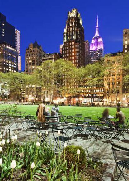 Bryant Park, en Nueva York, aparece en la serie 'The Defenders' (Netflix).