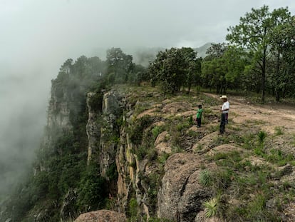 Habitantes Wixárikas de la Sierra de Nayarit en los limites con Jalisco.