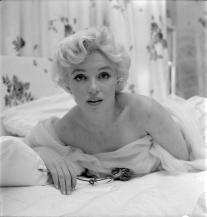 Cecil Beaton fue un gran retratista inglés y modista que fotografió a las estrellas de Hollywood, como Marilyn Monroe. PHotoEspaña le dedica una gran exposición en la Fundación Canal.