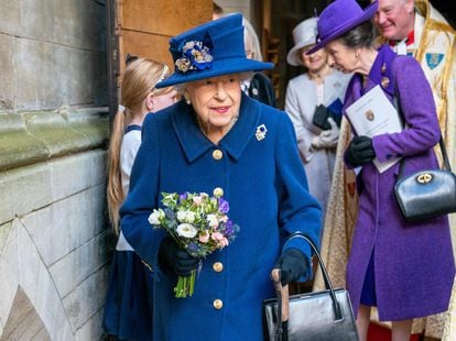 Isabel II apareció públicamente con un bastón el pasado 12 de octubre, durante un acto de la Royal British Legion en Londres