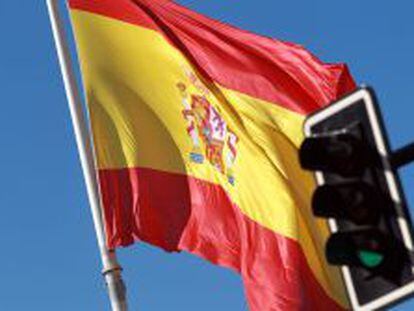 España toma aire para crecer en 2014