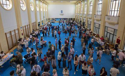 Vista general de un colegio en Madrid, durante la jornada electoral.