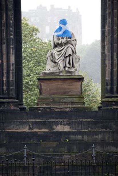 Una estatua de Sir Walter Scott en Edimburgo
