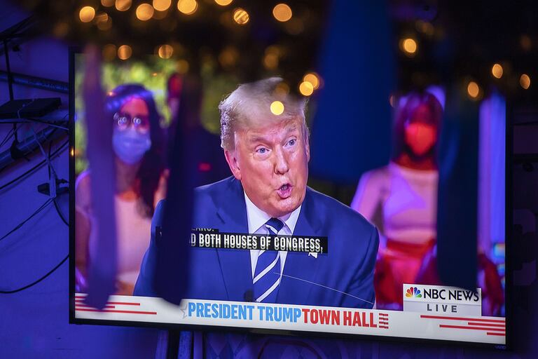 Trump, este jueves en su encuentro televisivo con los votantes.