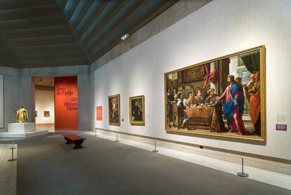 Vista de la exposición sobre Juan de Pareja en el Met; en primer término, su cuadro 'La vocación de San Mateo'. Fotografía cortesía del MET. 