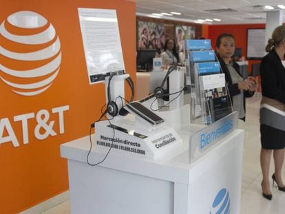 Una tienda de AT&amp;T en M&eacute;xico.