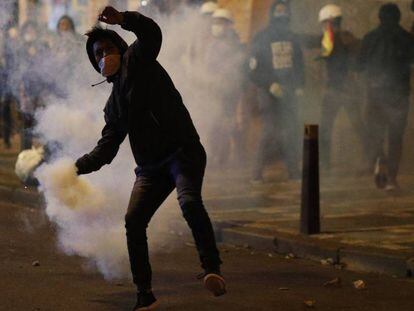 Un manifestante, durante una protesta en La Paz, este miércoles.