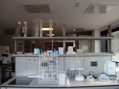 Laboratorio de las instalaciones de IFFE BIotech en As Somozas (A Coruña).