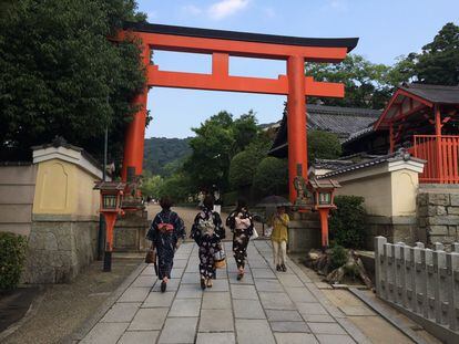 Entrada de un templo en Kioto.